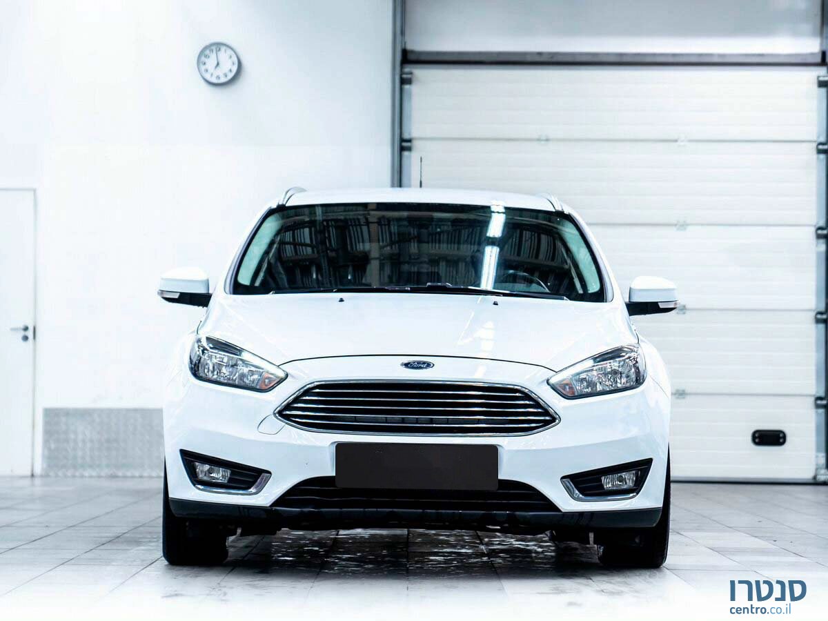 2018' Ford Focus photo #1