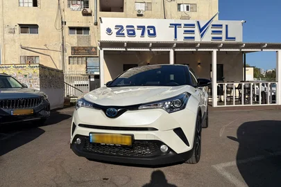 2019' Toyota C-HR טויוטה