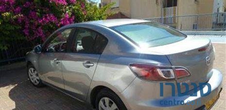 2010' Mazda 3 מאזדה 3 אקטיב photo #2