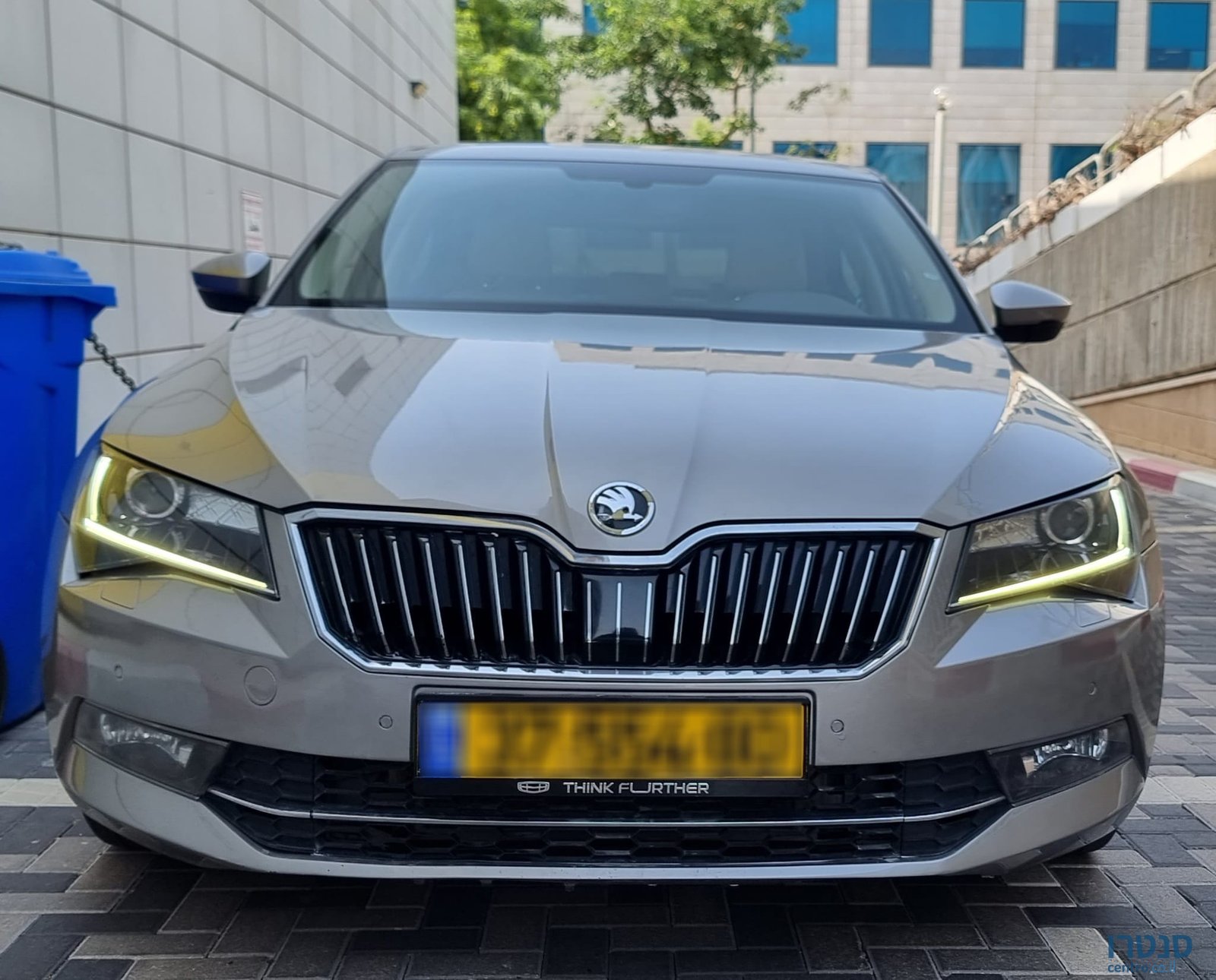 2017' Skoda Superb photo #1