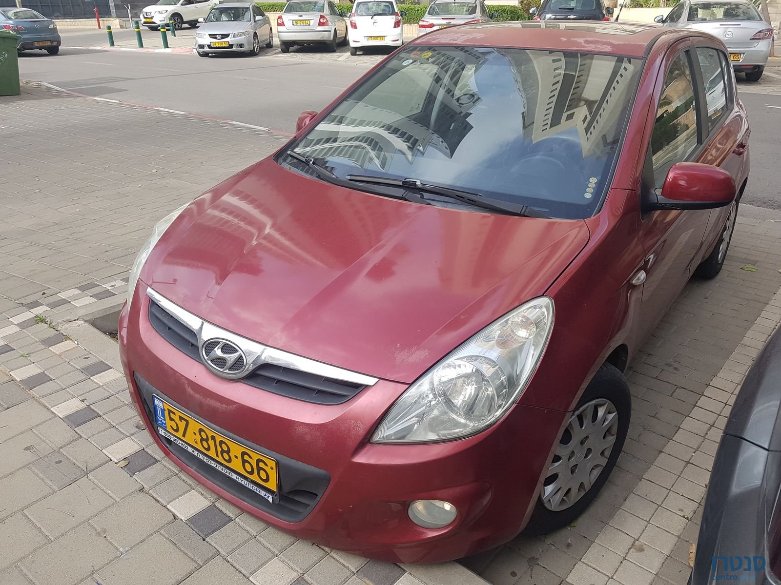 2009' Hyundai i20 photo #1