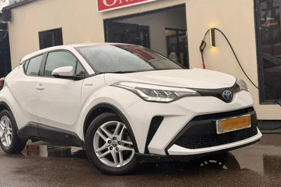 2020' Toyota C-HR טויוטה קורולה