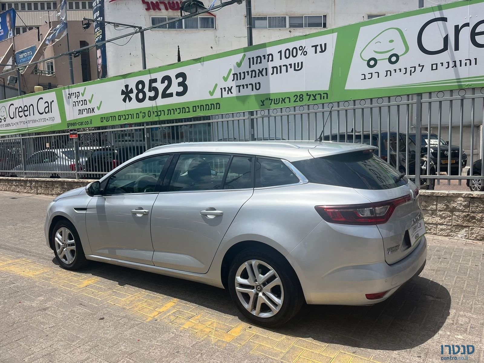 2019' Renault Megane photo #4