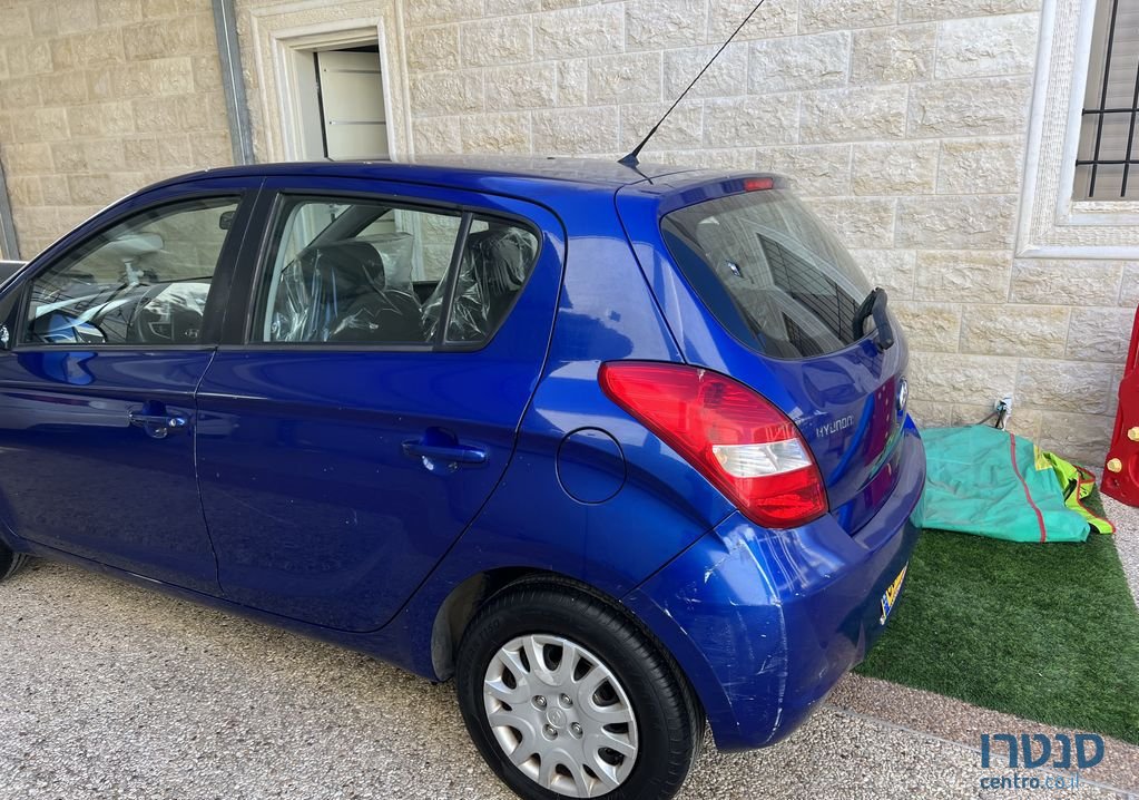 2011' Hyundai i20 יונדאי photo #4