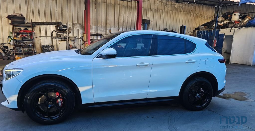 2018' Alfa Romeo Stelvio אלפא רומיאו סטלויו photo #4