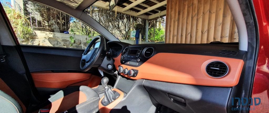 2015' Hyundai i10 יונדאי photo #3