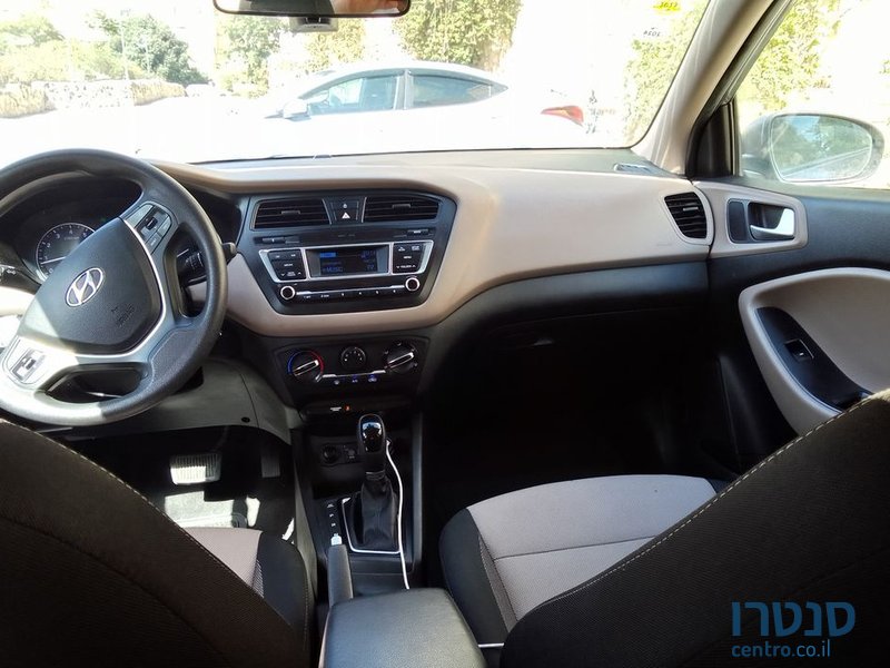 2015' Hyundai i20 יונדאי photo #6