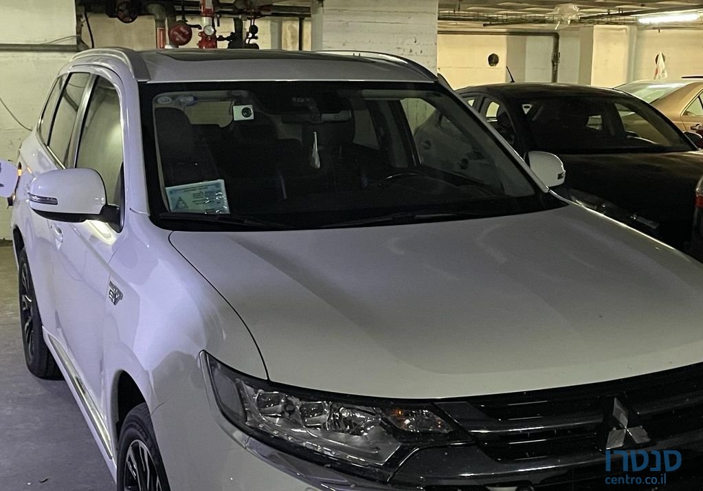 2018' Mitsubishi Outlander מיצובישי אאוטלנדר photo #1