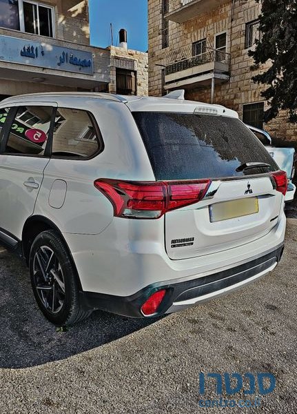 2018' Mitsubishi Outlander מיצובישי אאוטלנדר photo #3