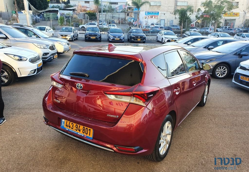 2018' Toyota Auris טויוטה אוריס photo #3