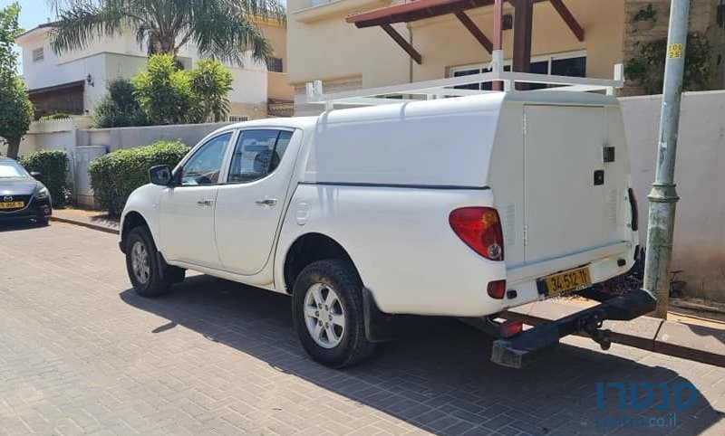 2013' Mitsubishi L200 מיצובישי האנטר photo #2