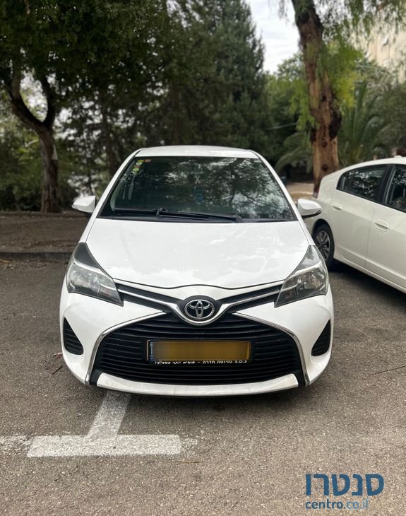 2016' Toyota Yaris טויוטה יאריס photo #3