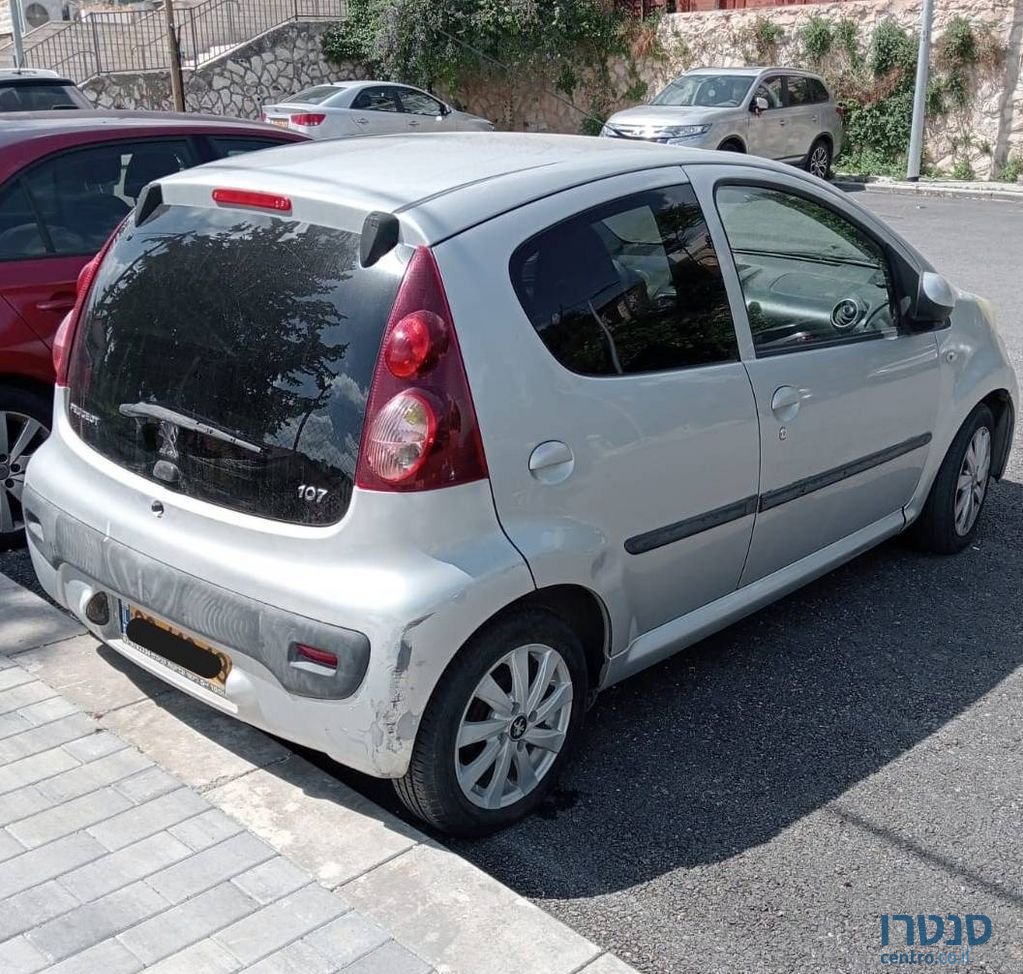 2012' Peugeot 107 פיג'ו photo #3