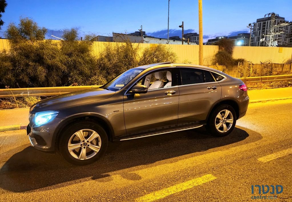 2018' Mercedes-Benz Glc-Class מרצדס photo #4