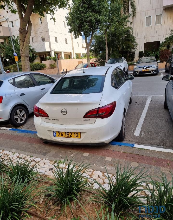 2012' Opel Astra אופל אסטרה photo #5