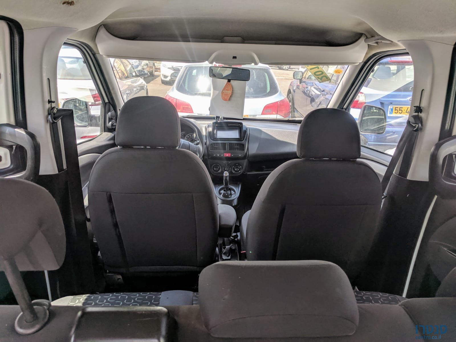 2015' Fiat Doblo photo #5