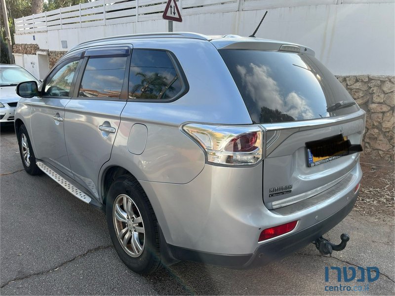 2014' Mitsubishi Outlander מיצובישי אאוטלנדר photo #5