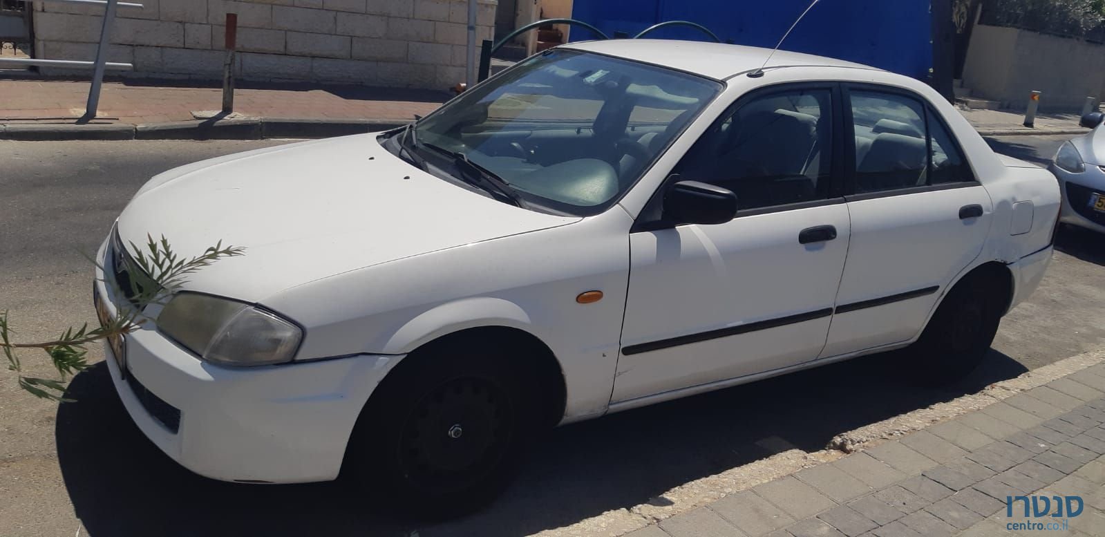 2001' Mazda 323 מאזדה לאנטיס photo #2