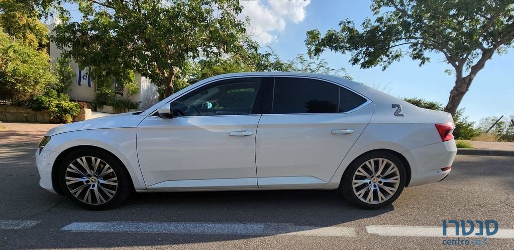 2019' Skoda Superb סקודה סופרב photo #4