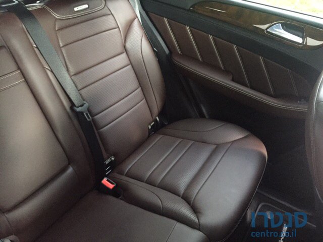 2014' Mercedes-Benz ML 63 AMG photo #4