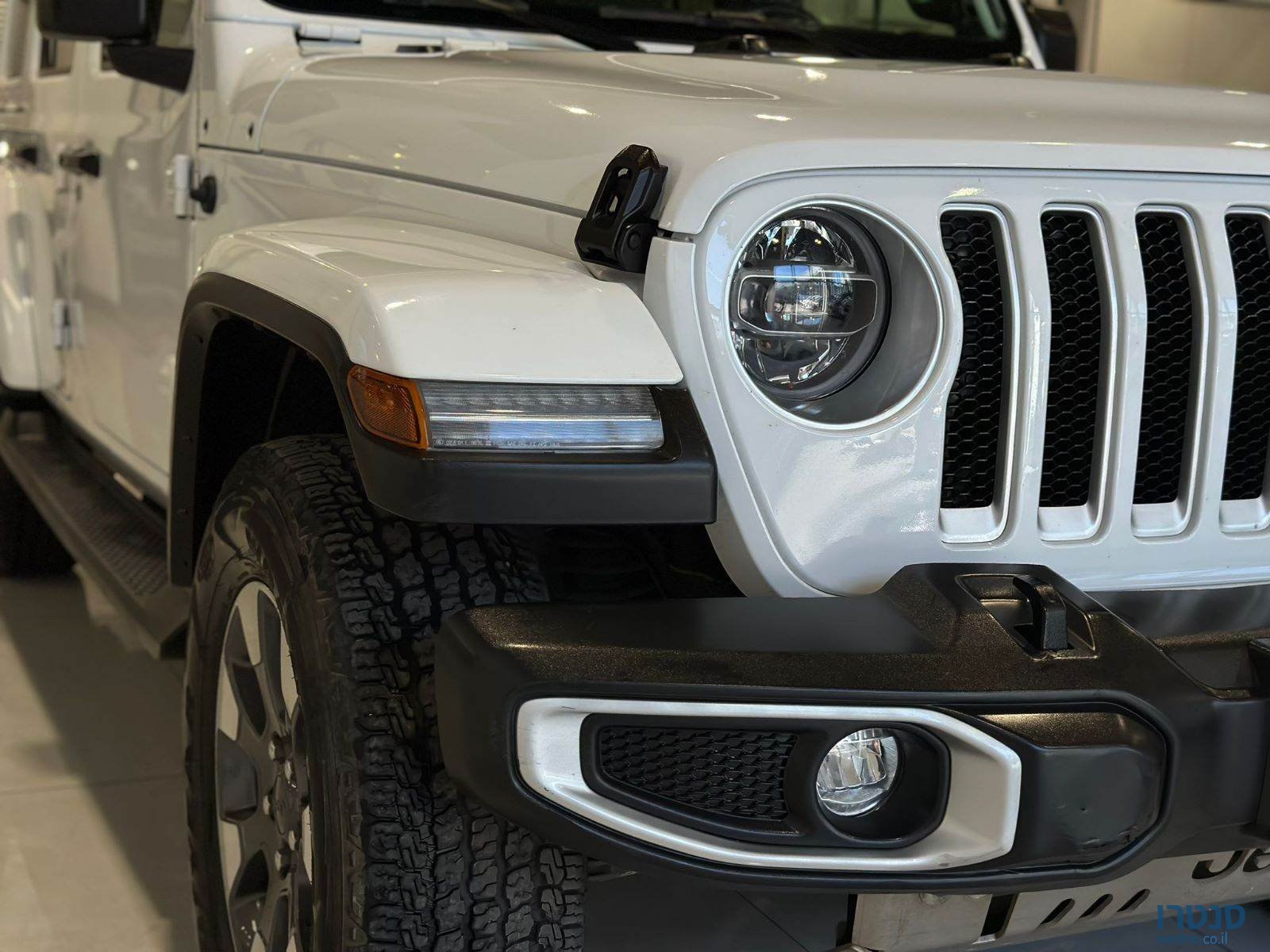 2021' Jeep Wrangler Sahara photo #7