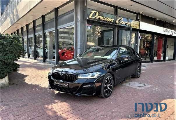 2022' BMW 5 Series ב.מ.וו סדרה 5 photo #1