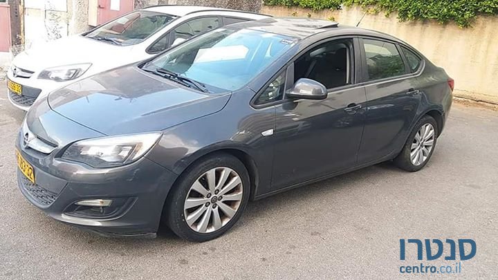 2015' Opel Astra photo #1