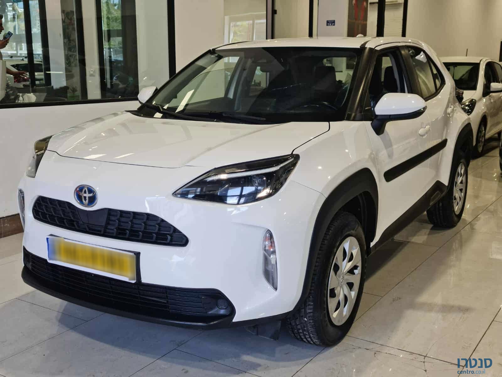 2022' Toyota Yaris Cross photo #1