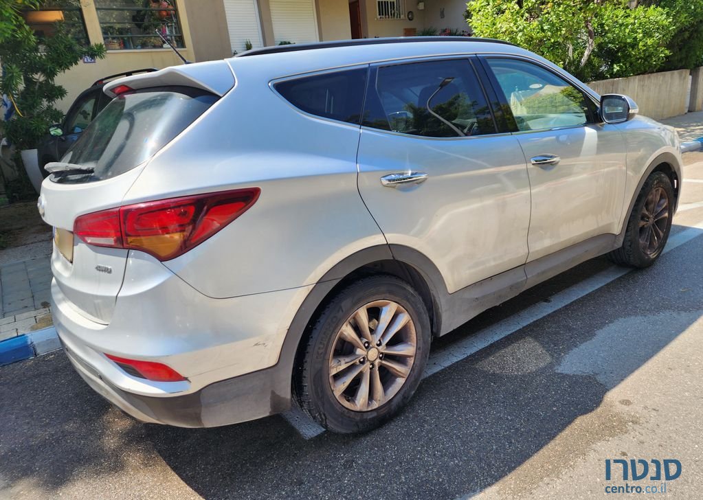 2017' Hyundai Santa Fe יונדאי סנטה פה photo #3