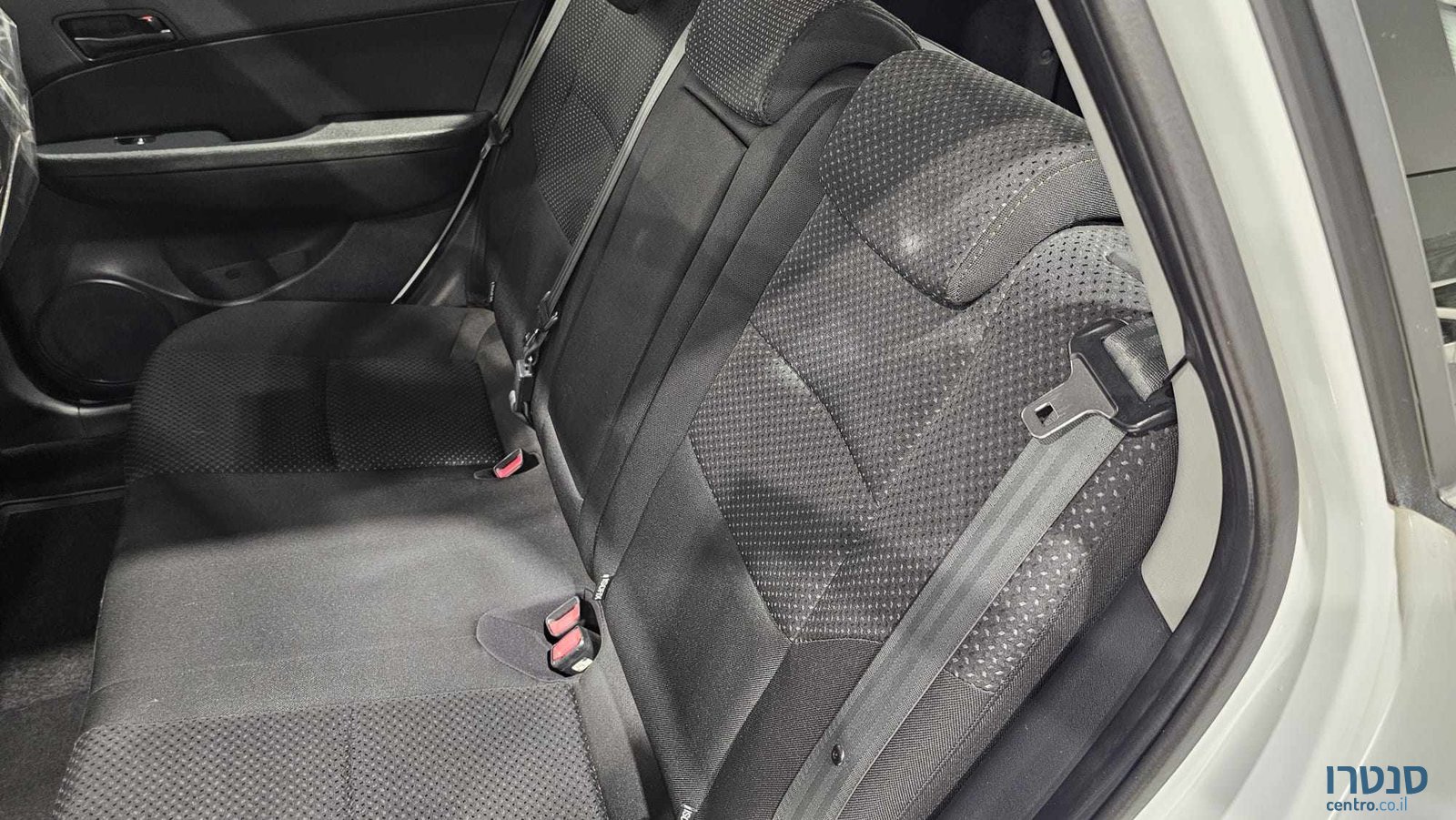 2012' Hyundai i30 photo #7