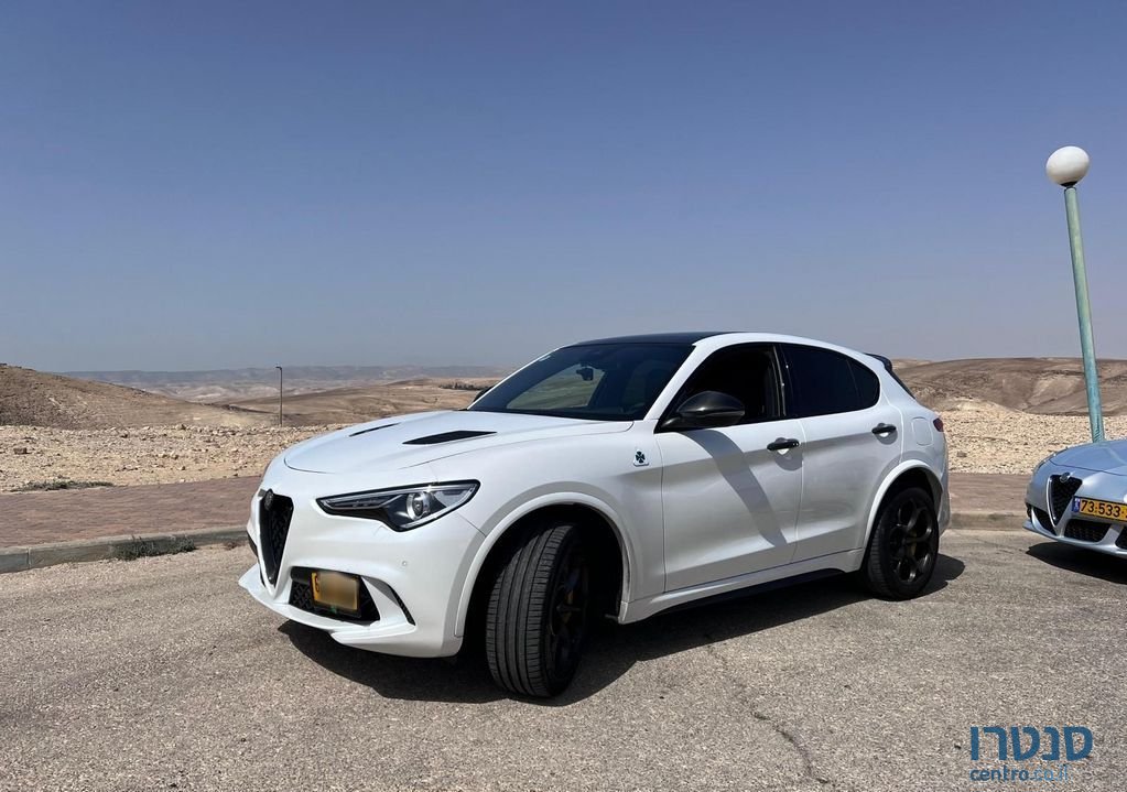 2019' Alfa Romeo Stelvio אלפא רומיאו סטלויו photo #1