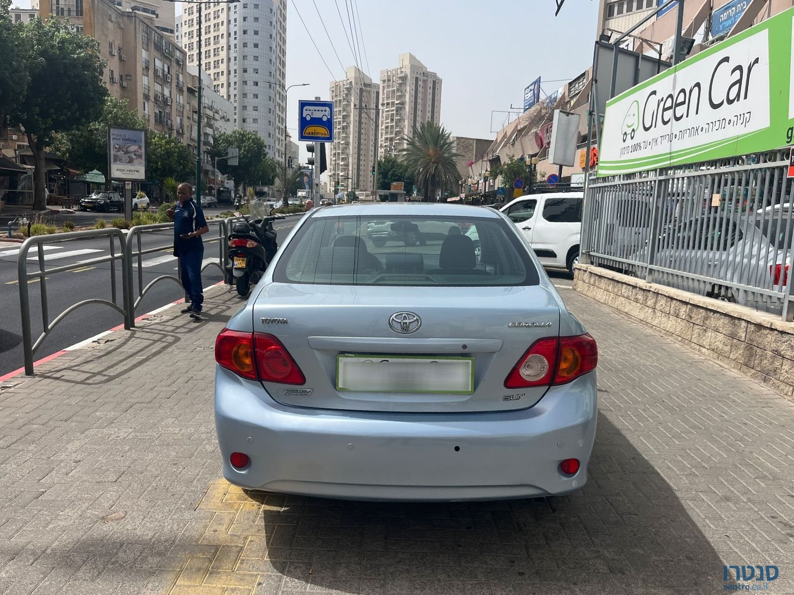 2009' Toyota Corolla photo #5