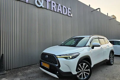 2023' Toyota Corolla Cross טויוטה קורולה קרוס
