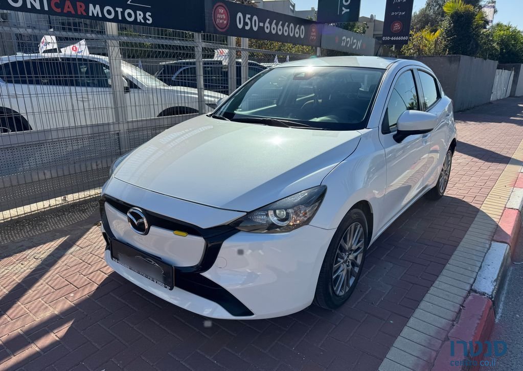 2022' Mazda 2 מאזדה photo #1