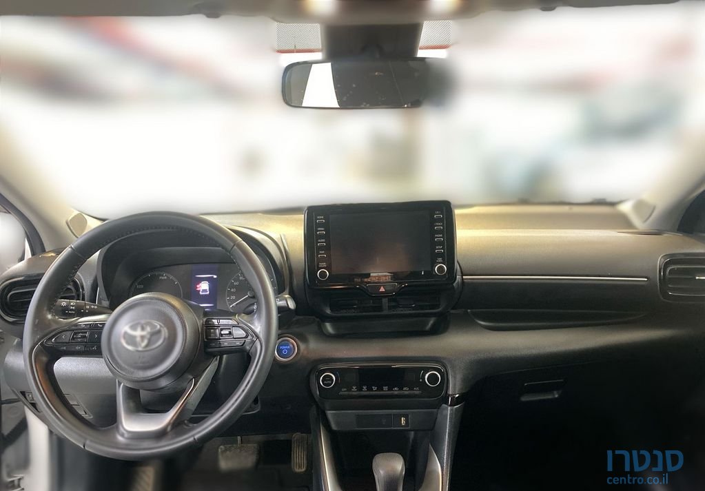 2021' Toyota Yaris טויוטה יאריס photo #4