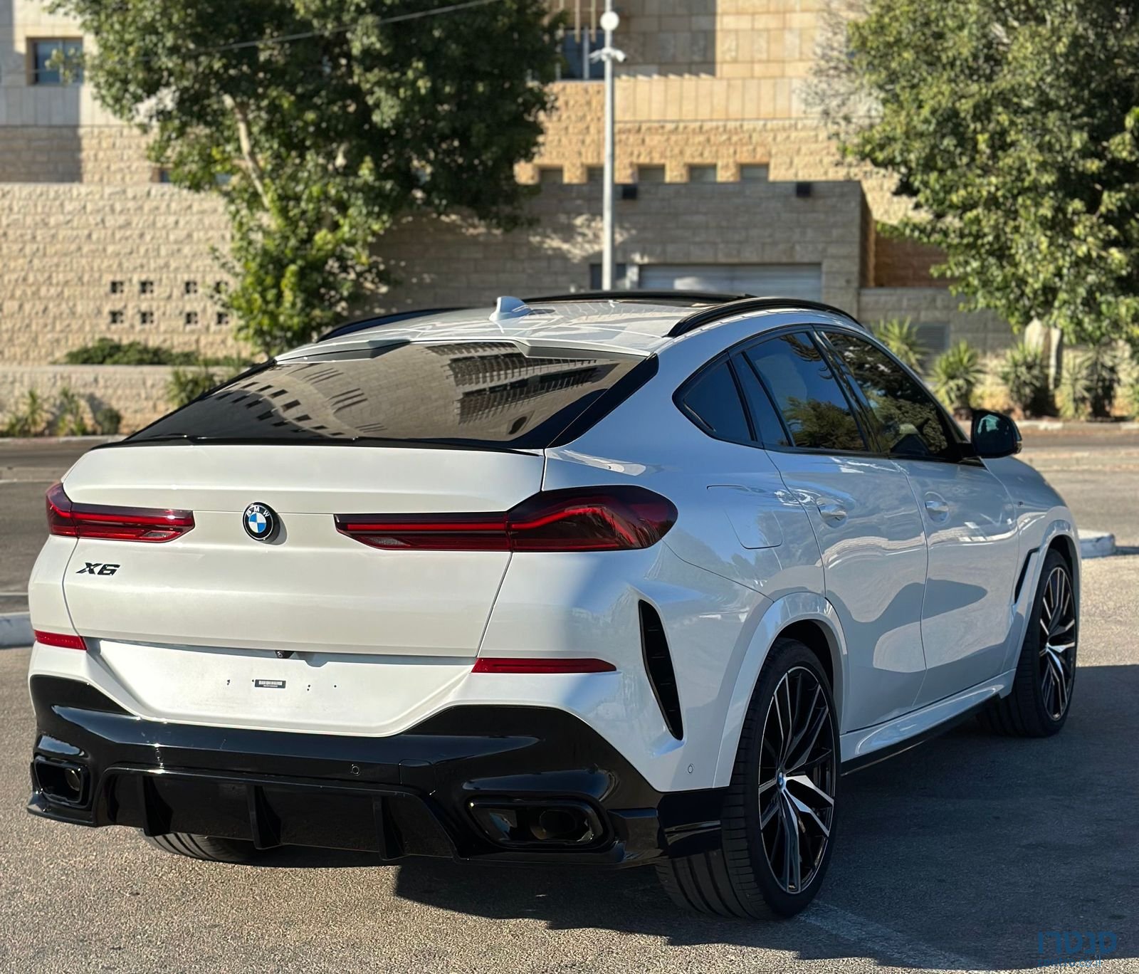 2021' BMW X6 ב מ וו photo #3