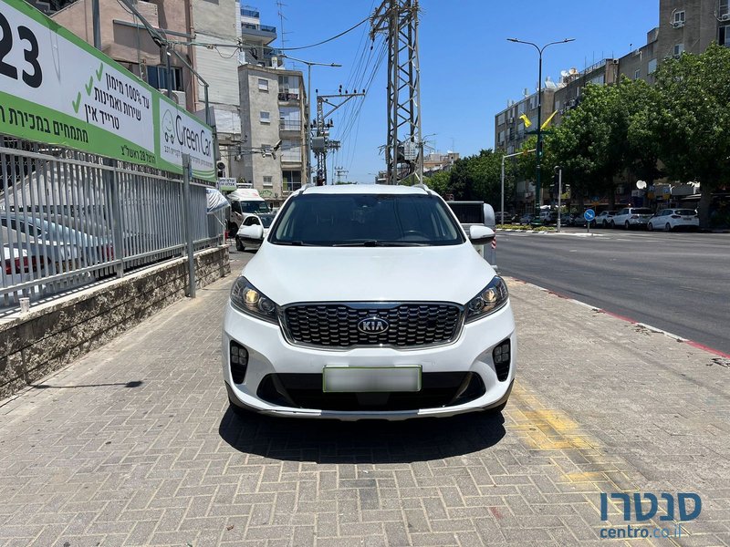 2018' Kia Sorento photo #1