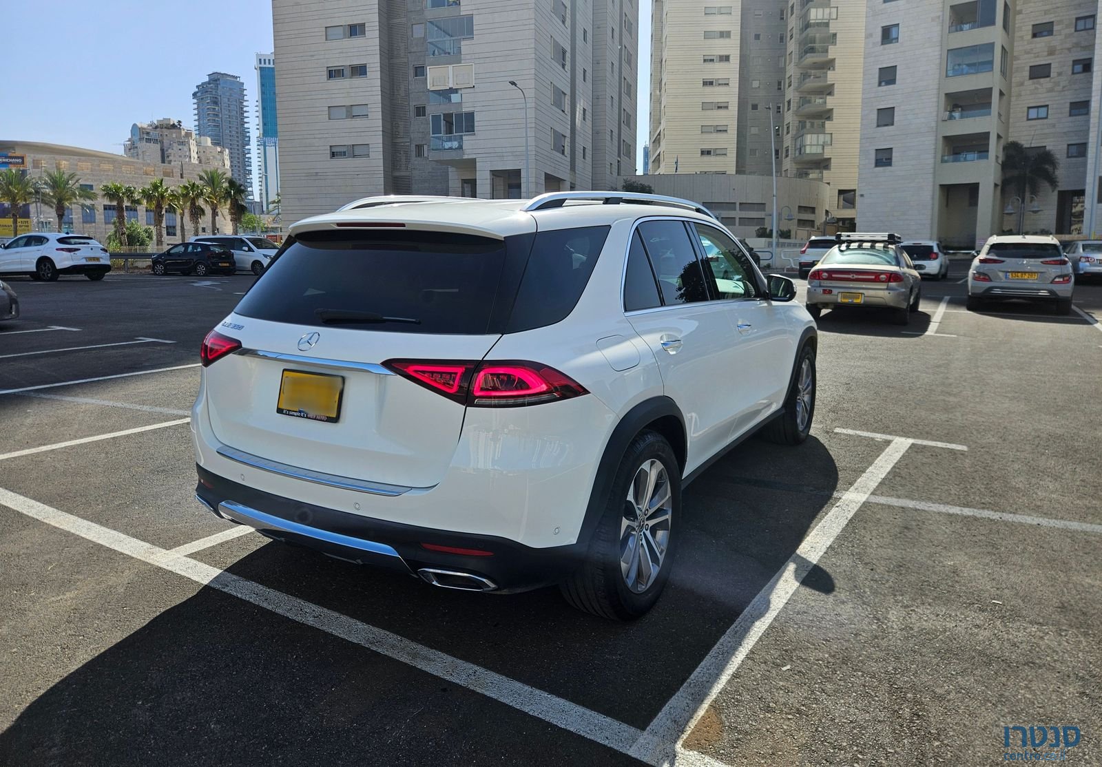 2022' Mercedes-Benz GLE מרצדס-בנץ photo #4