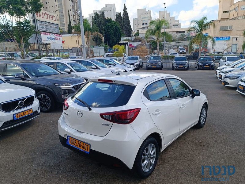 2019' Mazda 2 מאזדה photo #2