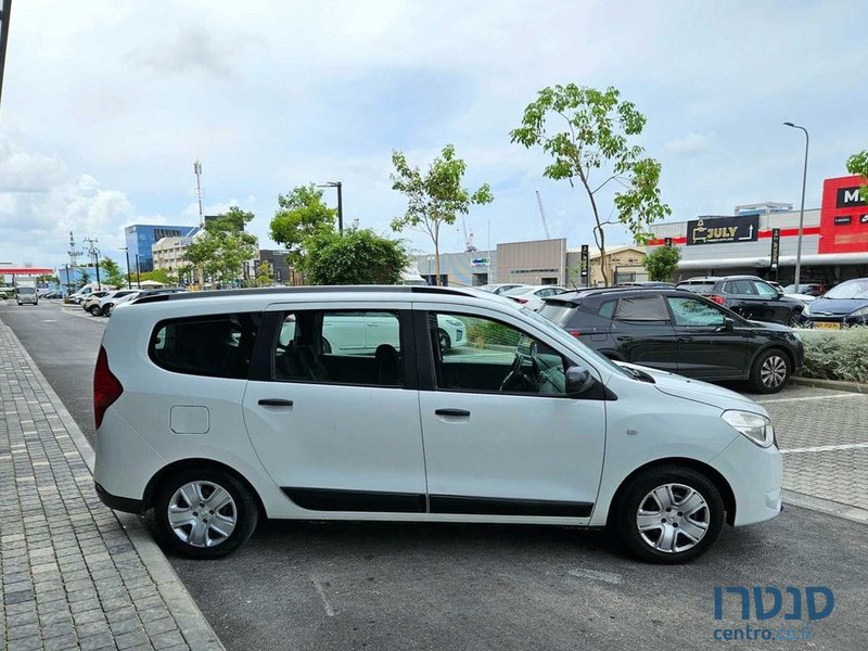 2020' Dacia Lodgy דאצ'יה לודג'י photo #3