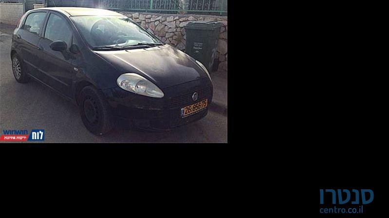 2011' Fiat Grande Punto אקטיב ‏1200 photo #2
