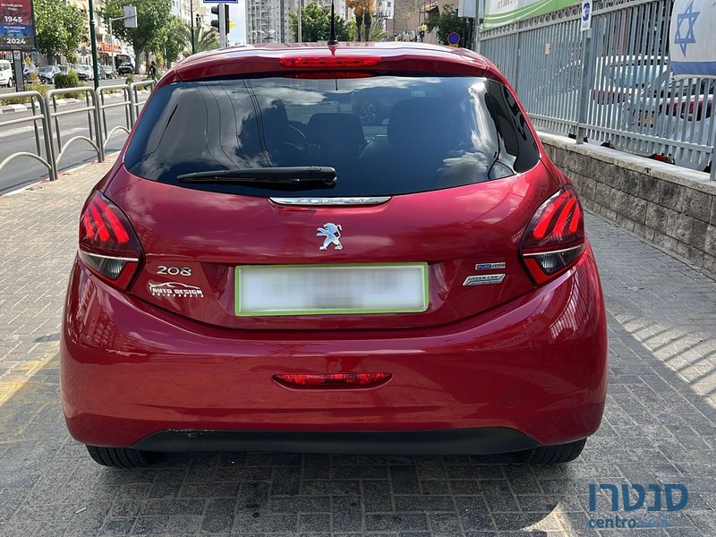 2017' Peugeot 208 photo #5