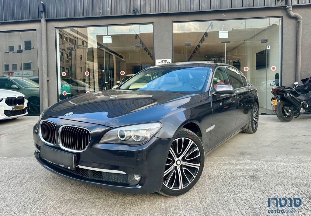 2011' BMW 7 Series ב.מ.וו סדרה 7 photo #1