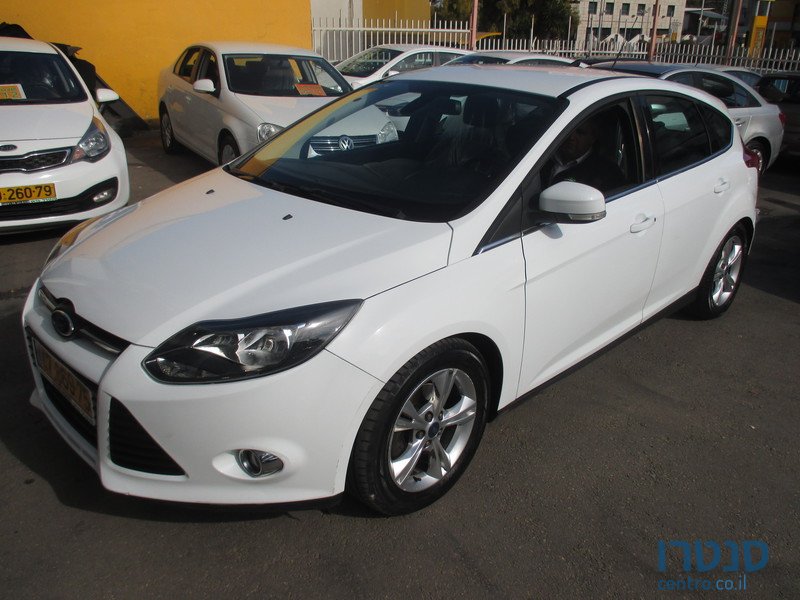 2013' Ford Focus photo #1