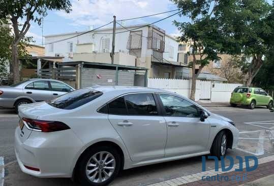 2019' Toyota Corolla טויוטה קורולה photo #2