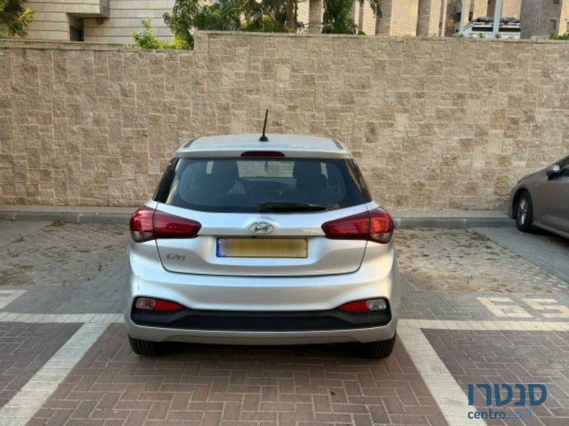 2020' Hyundai i20 יונדאי photo #1