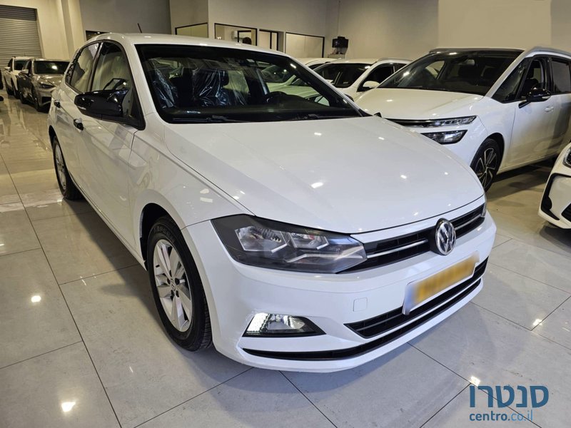 2019' Volkswagen Polo photo #2