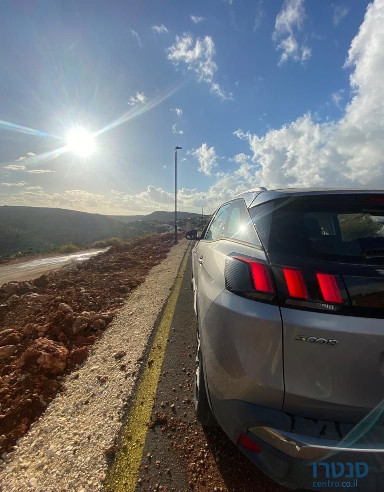 2017' Peugeot 3008 פיג'ו photo #3