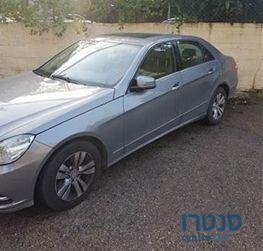 2011' Mercedes-Benz E300 מרצדס photo #3