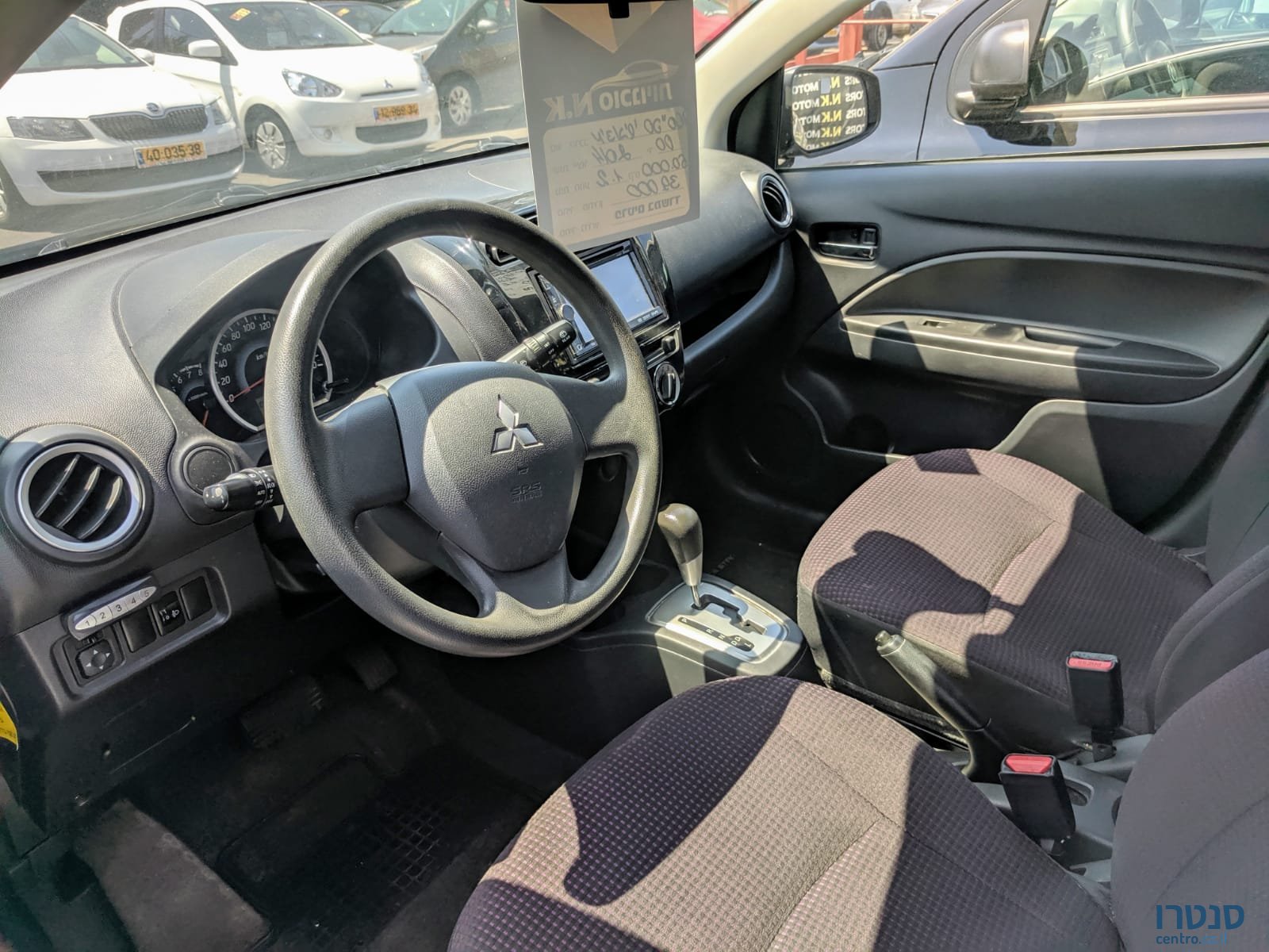 2014' Mitsubishi Space Star photo #4